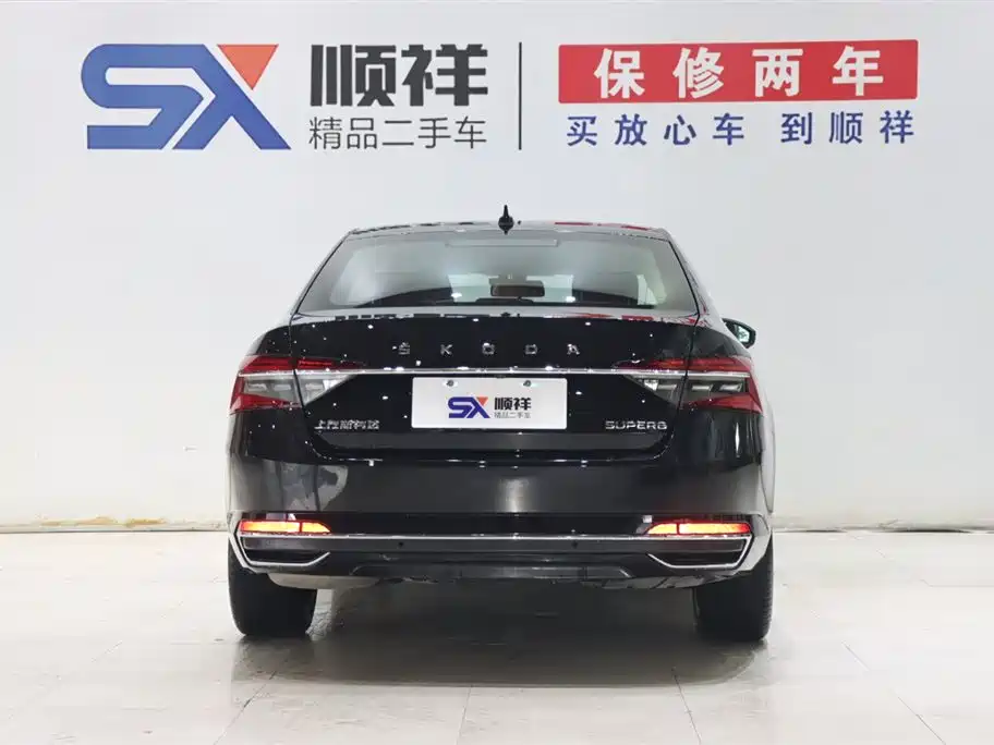 Škoda Superb 2024 TSI280 DSG Premium Edition фото 5