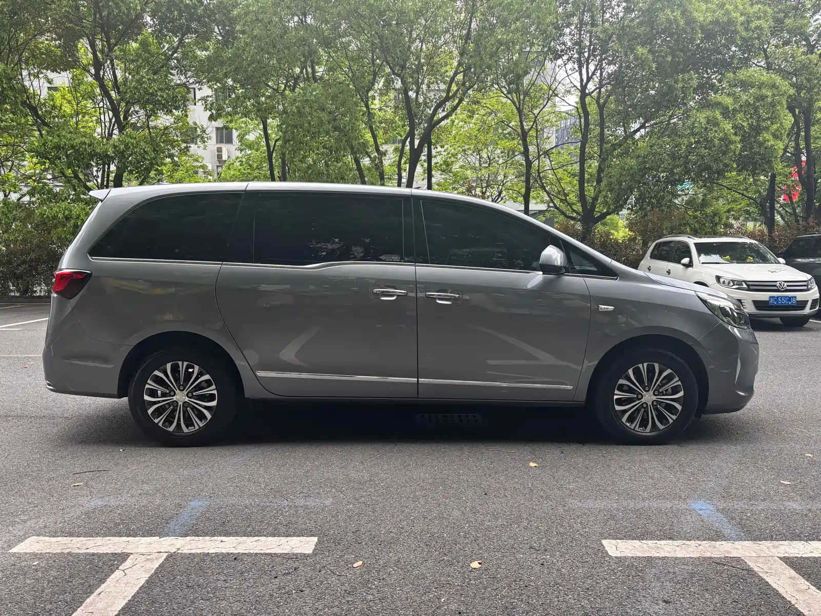 Фото 8 - Buick GL8