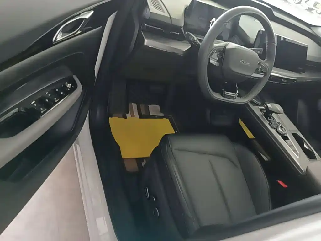 Changan Oshan Z6 2024 2023 Blue Whale 1.5T DCT Smart Leader Urban Edition