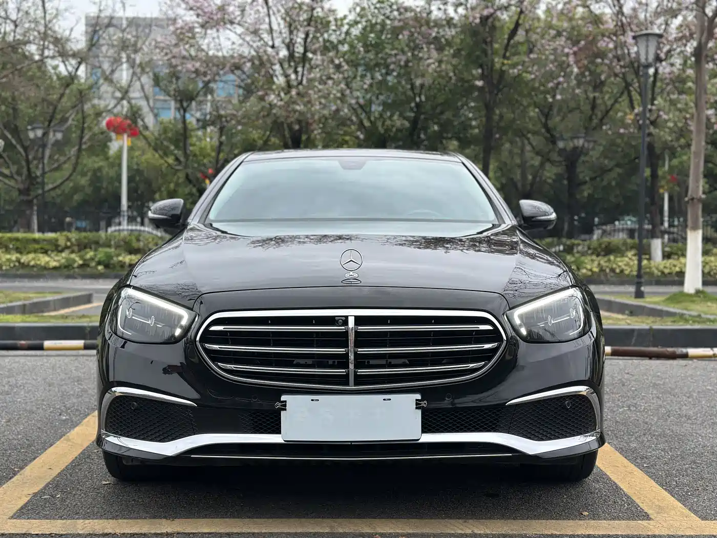  E CLASS