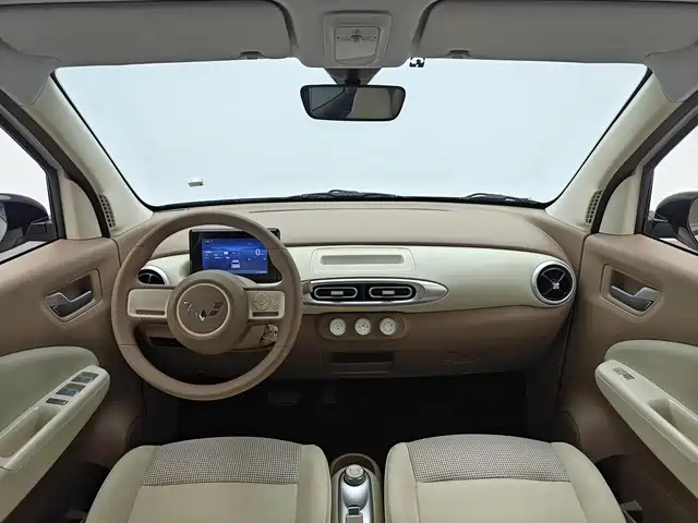 Wuling Motors Hongguang MINIEV 2026 2025 4-Door Advanced