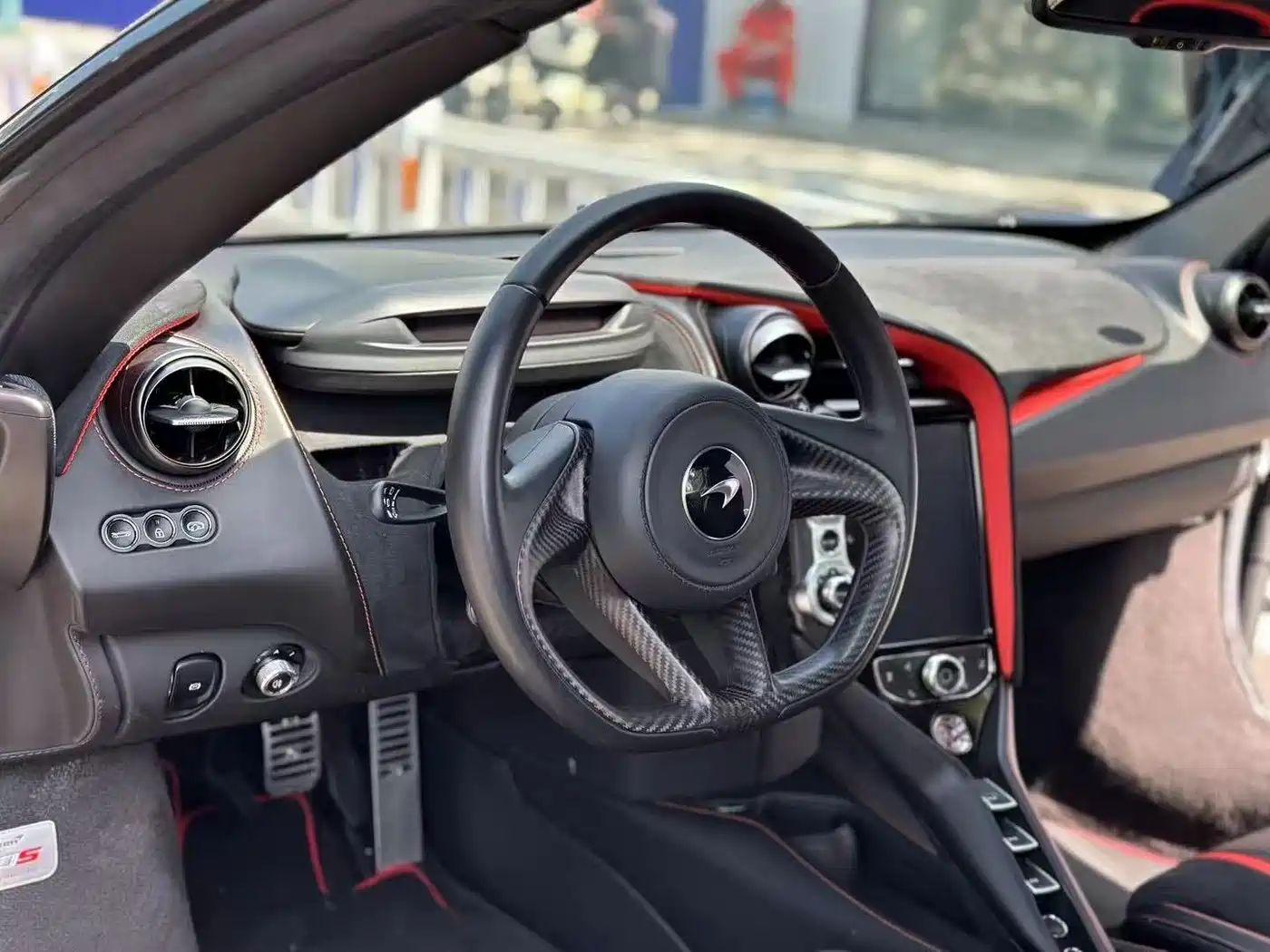 McLaren 720S 2019 4.0T Spider фото 4