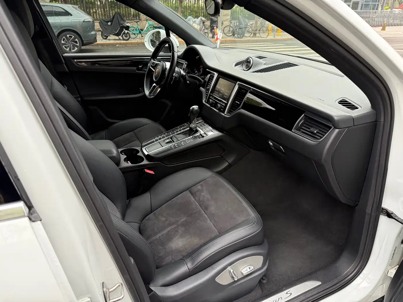 Porsche Macan 2014 Macan S 3.0T фото 12
