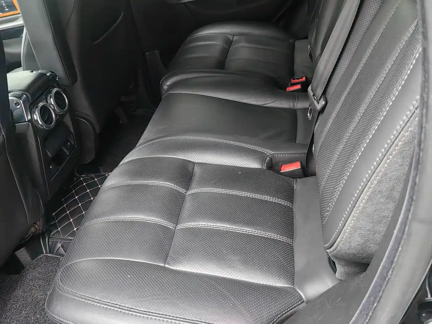 Land Rover Range Rover Sport 2013 3.0 TDV6 Diesel Ultimate Sport Edition фото 7