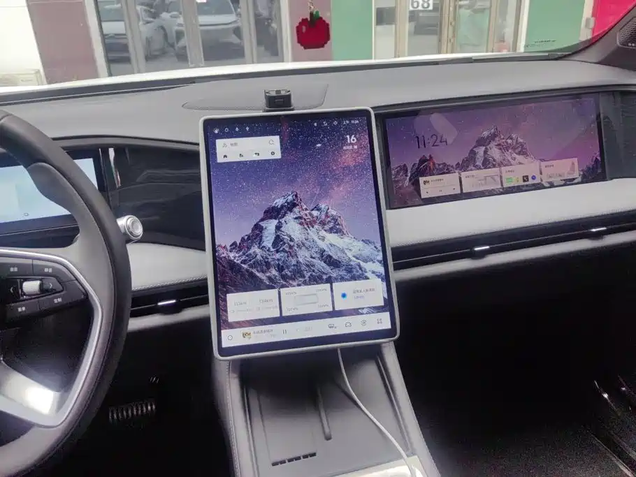 Geely Galaxy Galaxy L7 2026 2025 EM-i 115km Explorer Edition