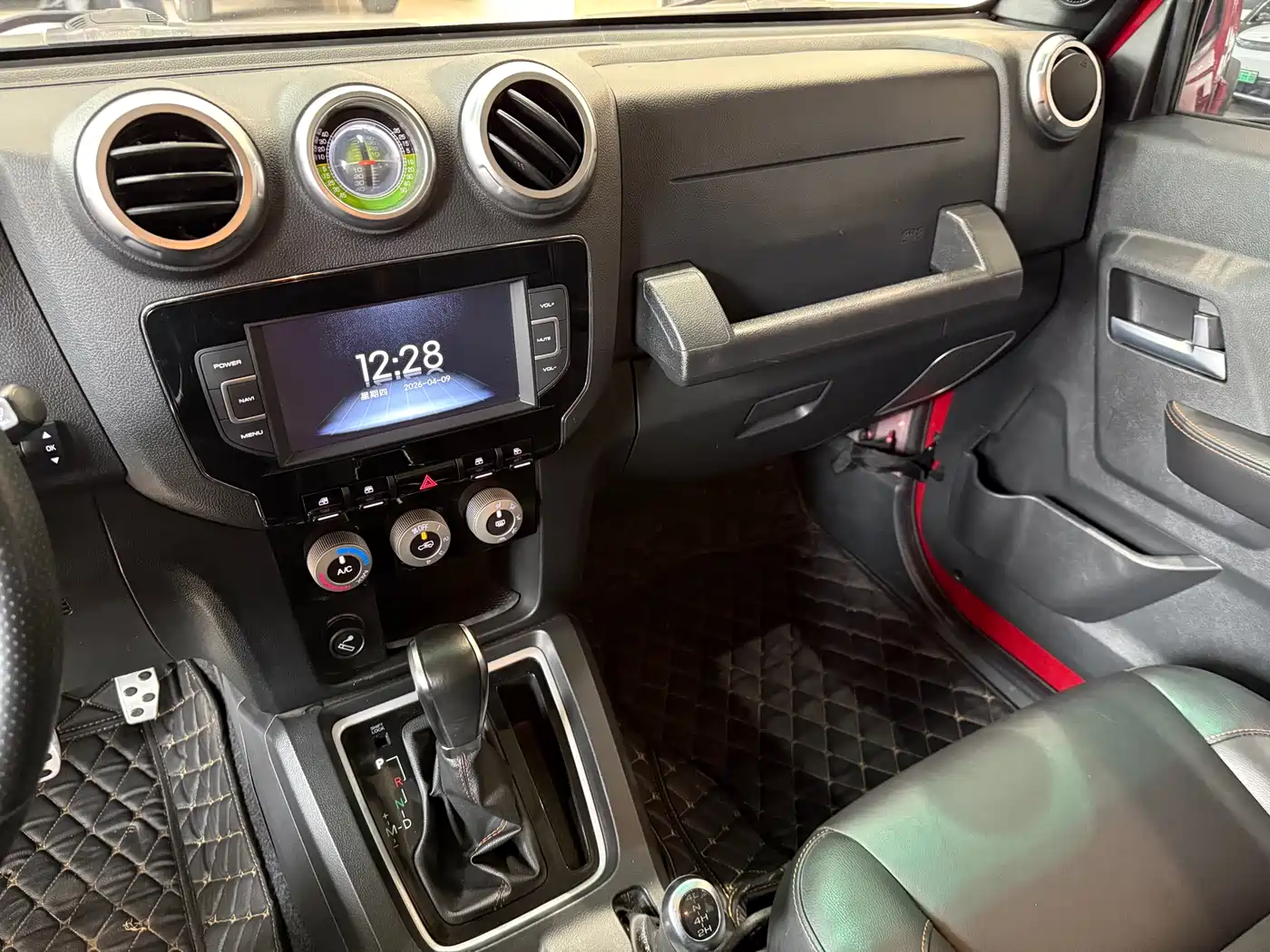 BAIC ORV Beijing Offroad BJ40 2016 Model 40L 2.3T Automatic 4WD Exclusive фото 7