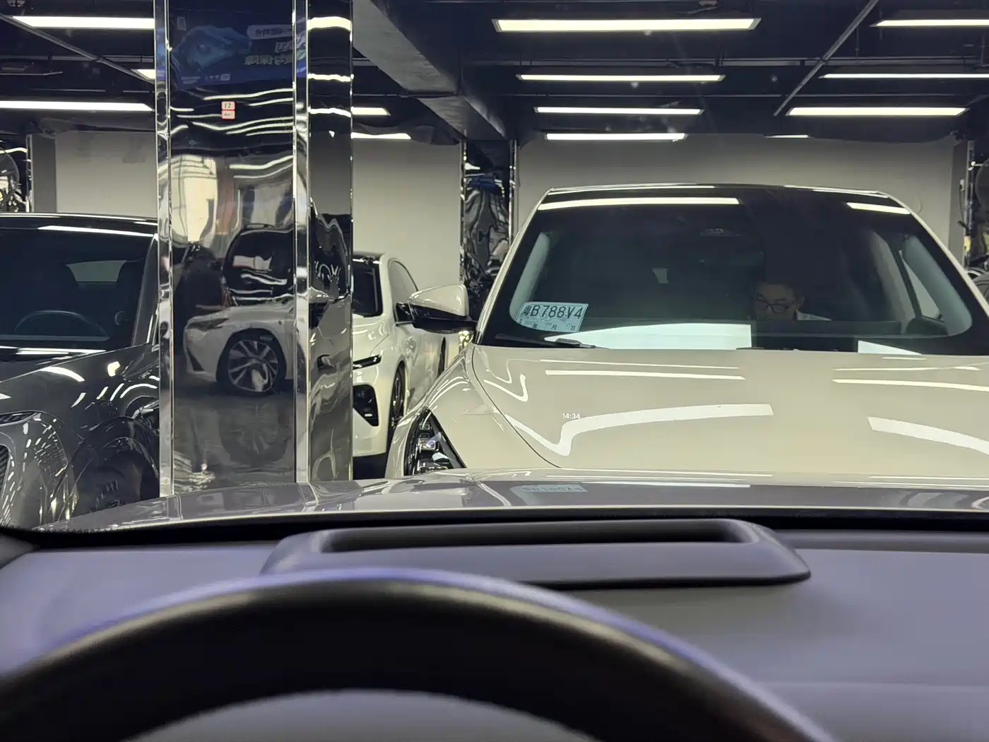 Li Auto Li L8 2022 2023 Pro