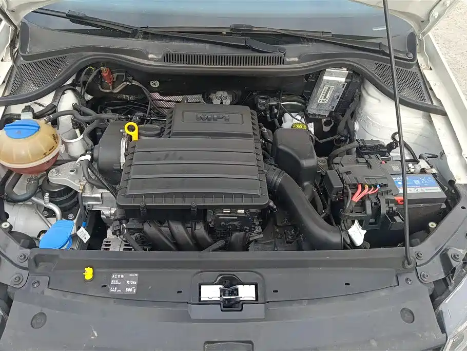 Volkswagen Polo 2018 1.5L Auto Safe Drive фото 10