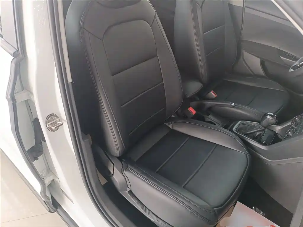 VOLKSWAGEN TU KAI