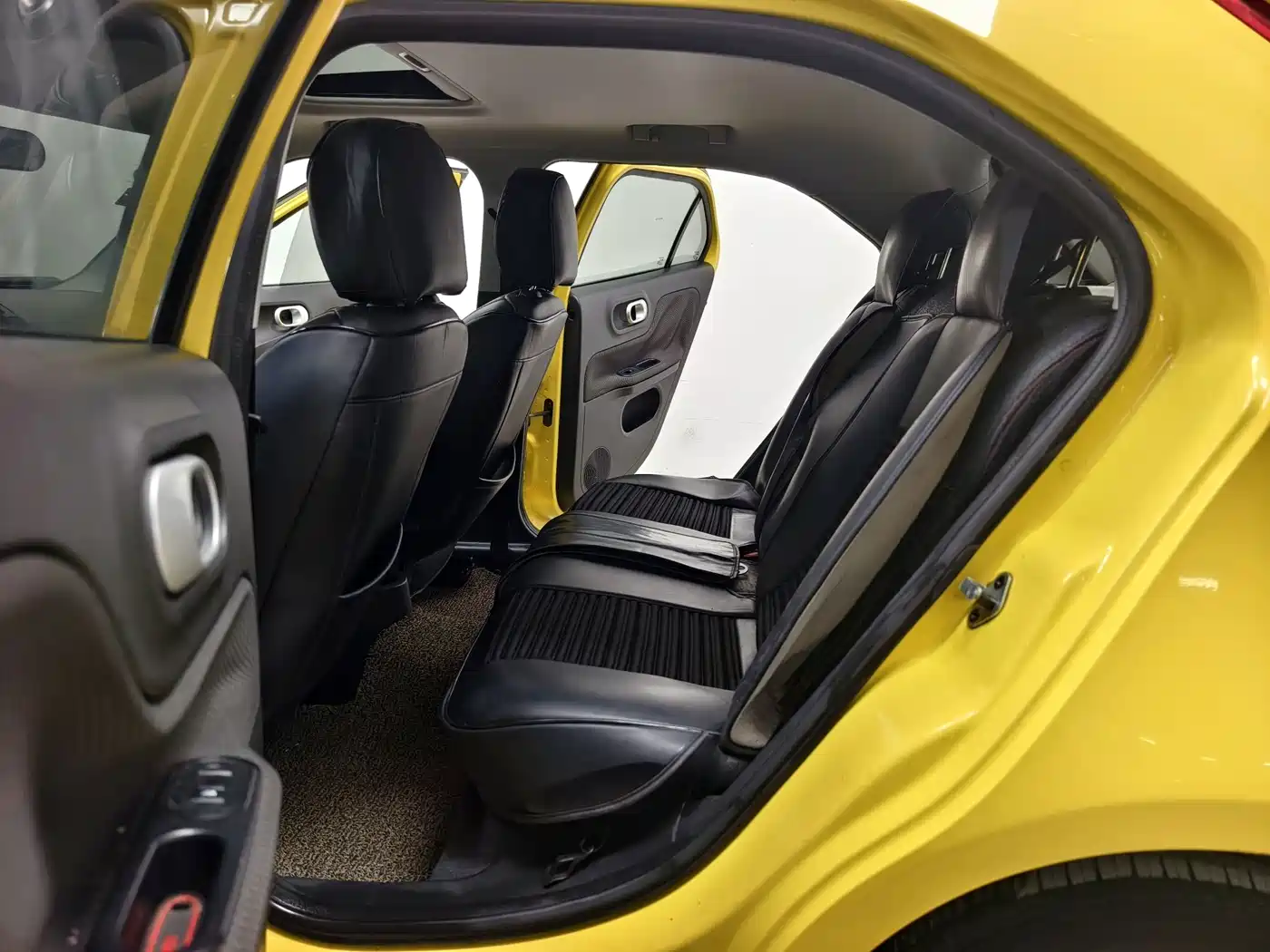 MG 3 2014 2014 1.5L AMT Luxury Edition