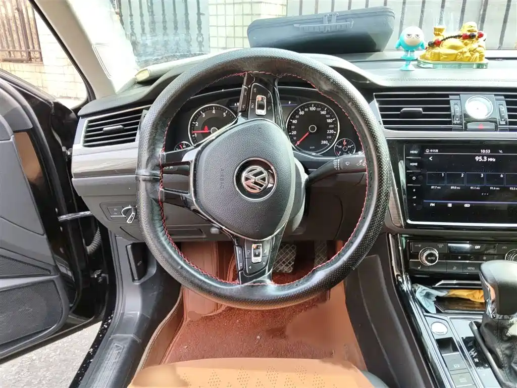 Volkswagen Phideon 2019 380TSI 2WD Business Edition China VI фото 3