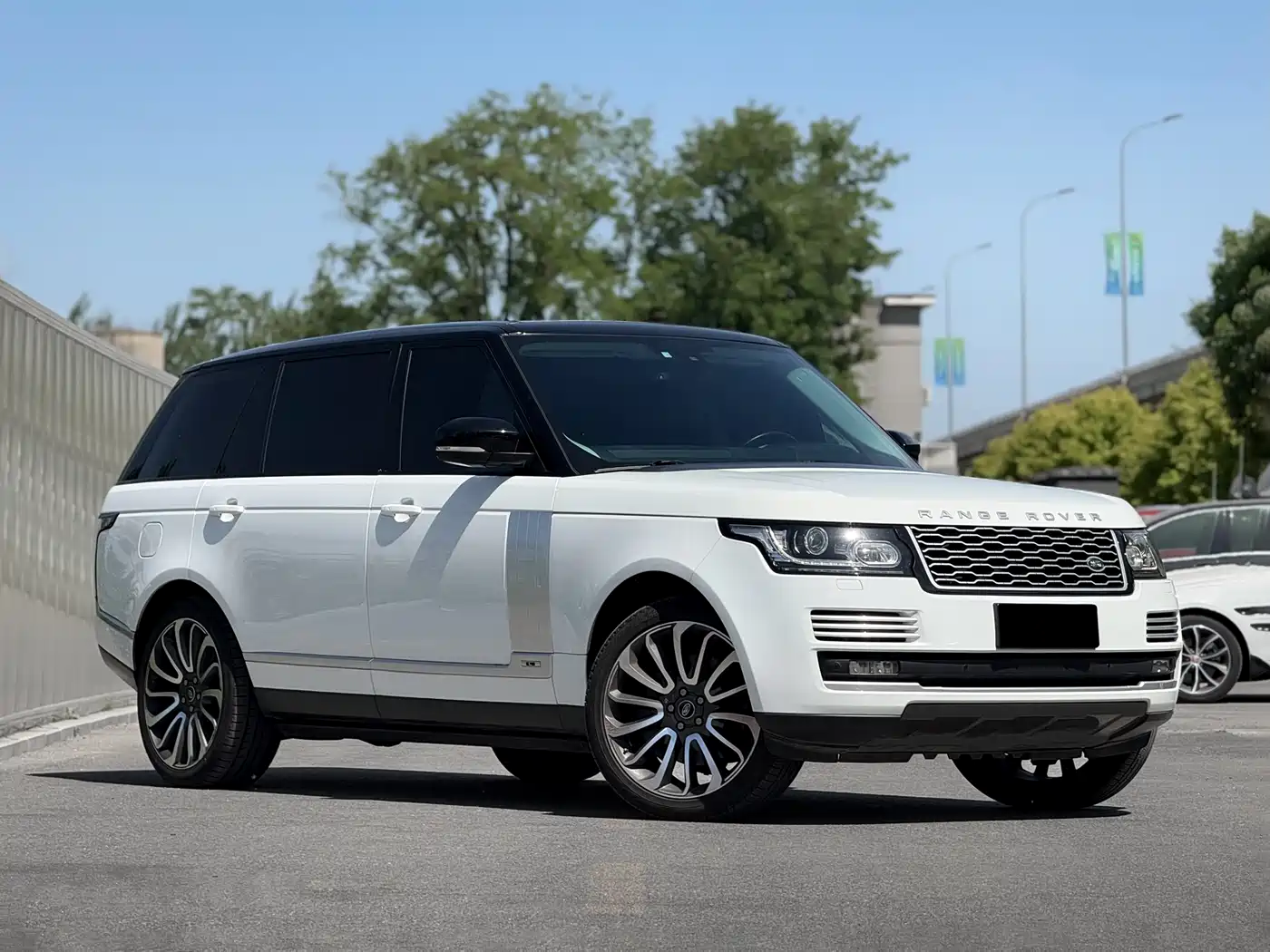 Land Rover Range Rover 2016 3.0 SC V6 Vogue LWB фото 3