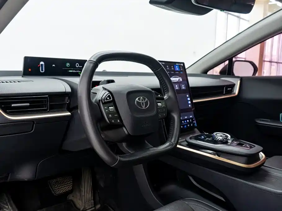 Toyota bZ3 2023 616km Long Range Premium фото 20