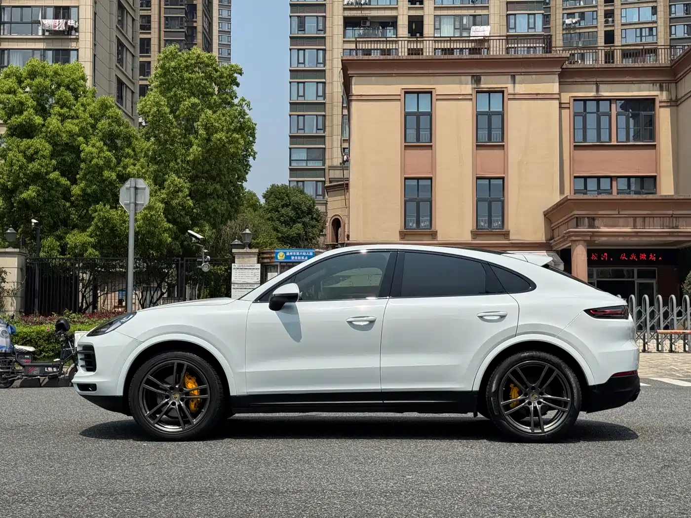 Porsche Cayenne 2019 Cayenne Coupé 3.0T фото 17