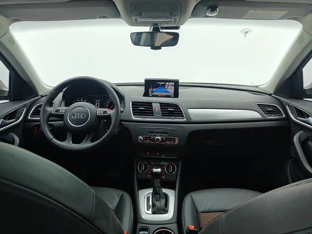 Audi Q3 2018 30th Anniversary Edition 35 TFSI Fashion фото 20