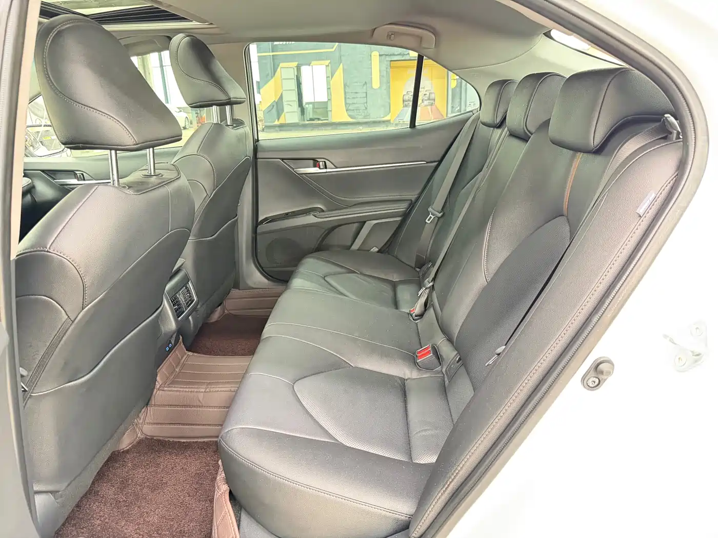 Toyota Camry 2024 2.0E Elite Edition фото 14