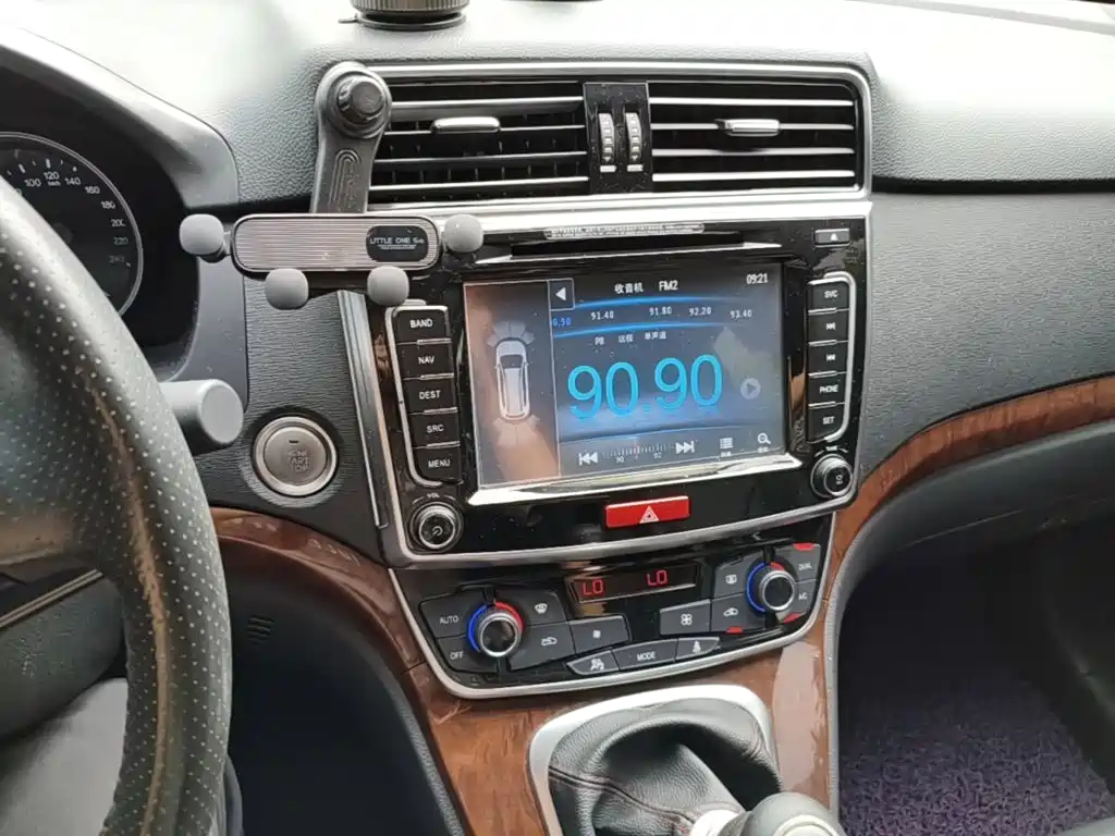 Photo 18 - Haval H6