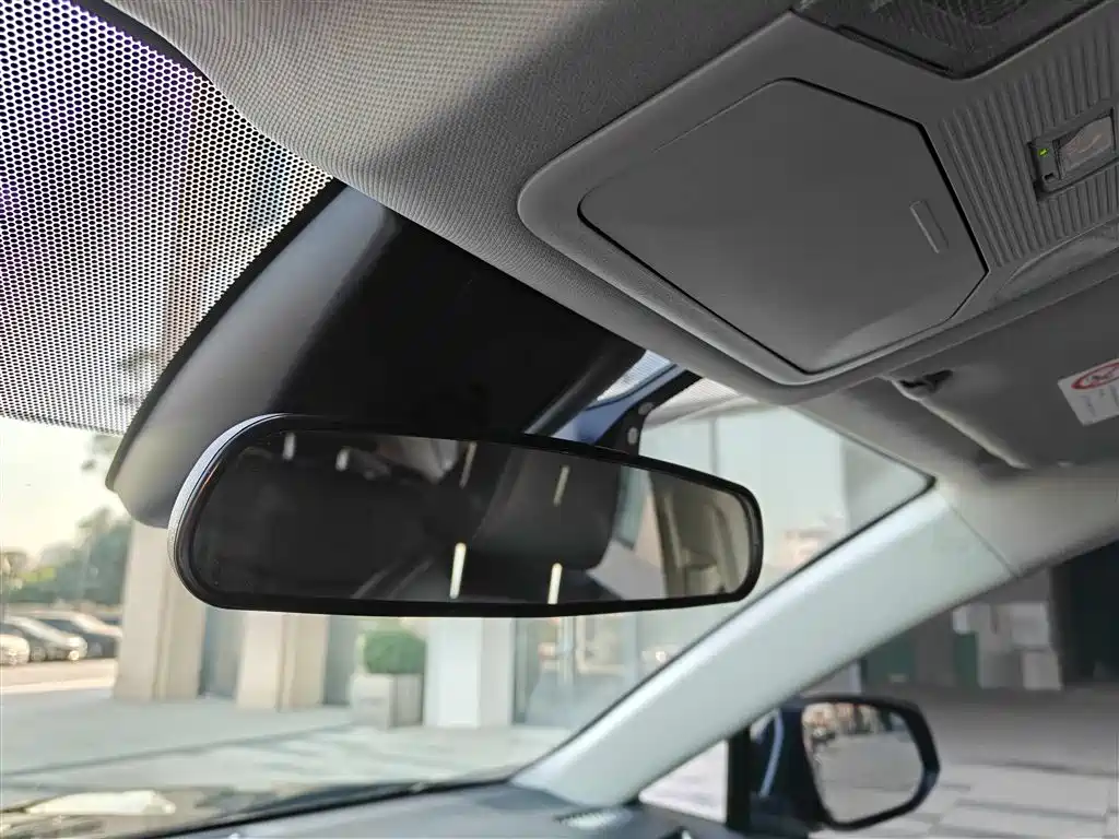Toyota Wildlander 2022 2.0L CVT 2WD Urban Edition фото 23