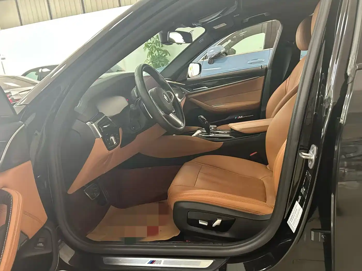 BMW 5 Series 2019 530Li Premium M Sport Package фото 4