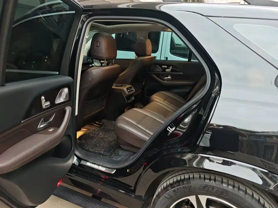 Mercedes-Benz GLE 2023 GLE 350 4MATIC Fashion фото 6