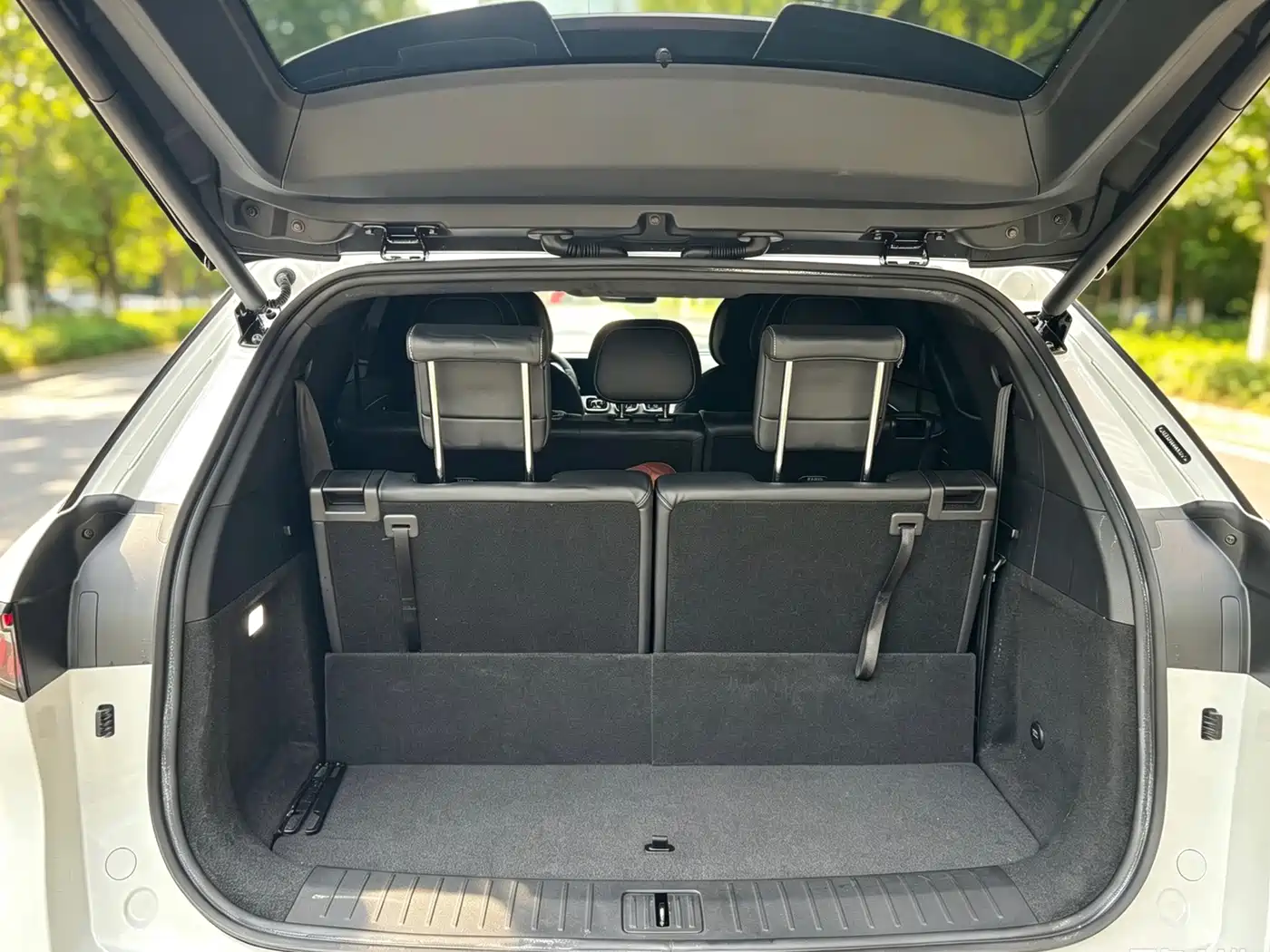 Chery Tiggo 9 2025 2025 2.0T DCT 2WD Luxury Edition 7-Seater