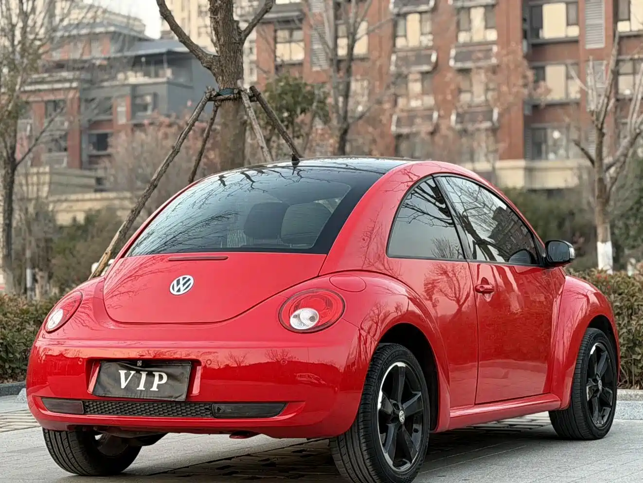 Volkswagen Beetle 2010 2010 Model 2.0 BlackOrange Comfort Edition