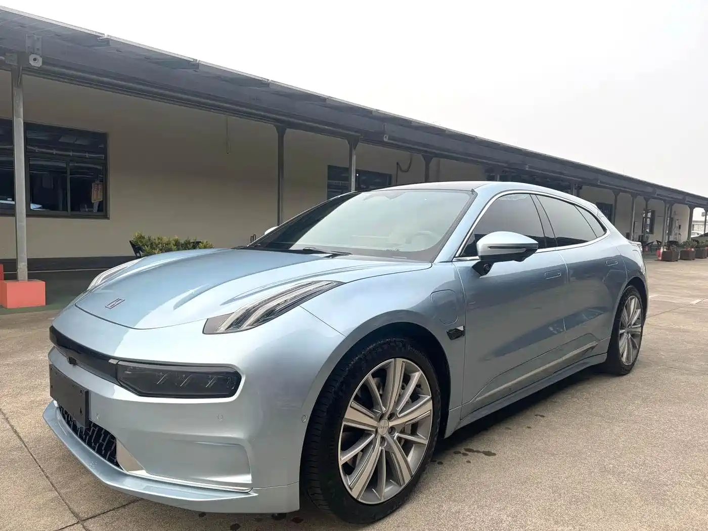 ZEEKR EXTREME KRYPTON 001