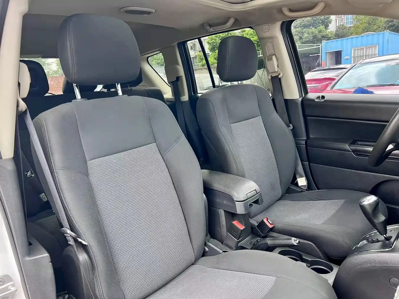 Jeep Compass (Import) 2015 2014 Facelift 2.4L 4WD Comfort Edition