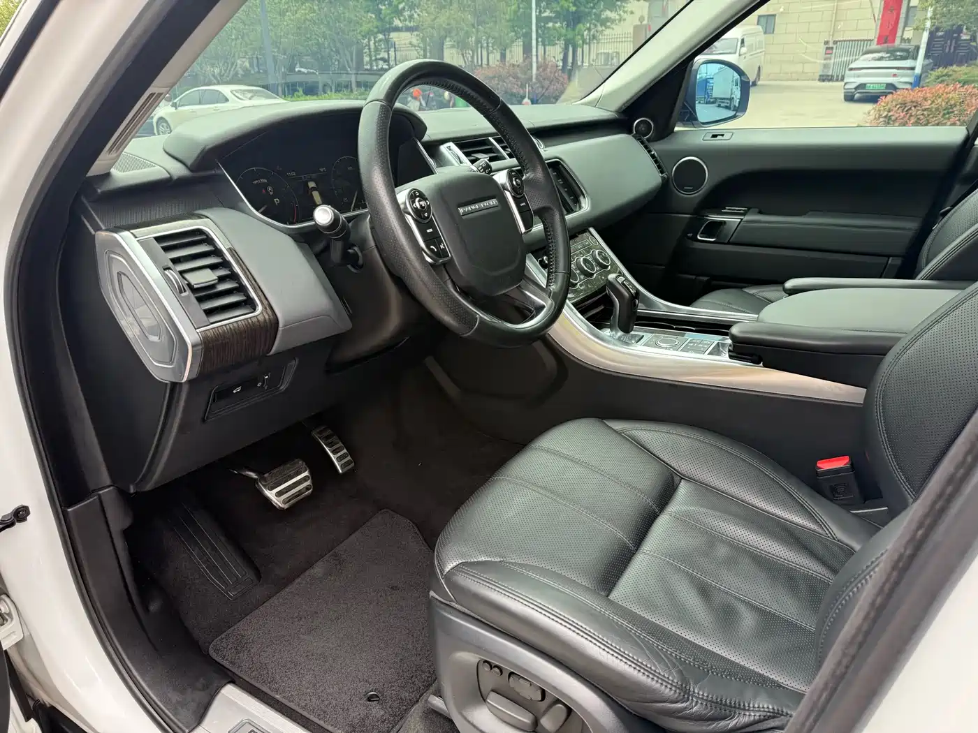 Land Rover Range Rover Sport 2014 3.0 SC V6 HSE DYNAMIC фото 4