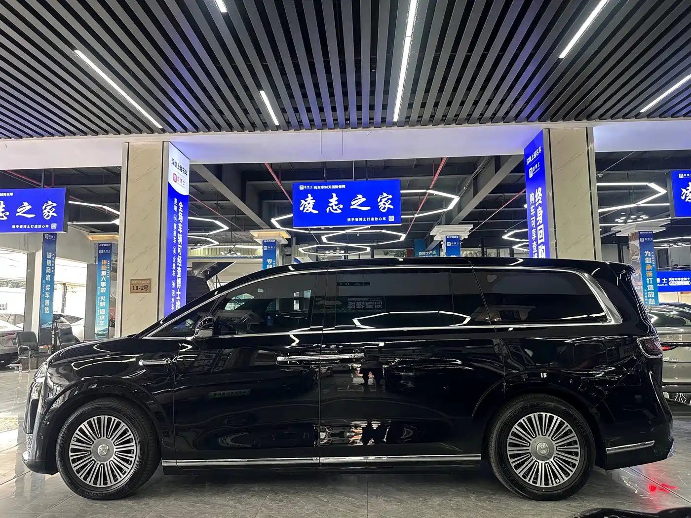 Zhijie Zunjie MPV 2026 2026 Model High-End Edition