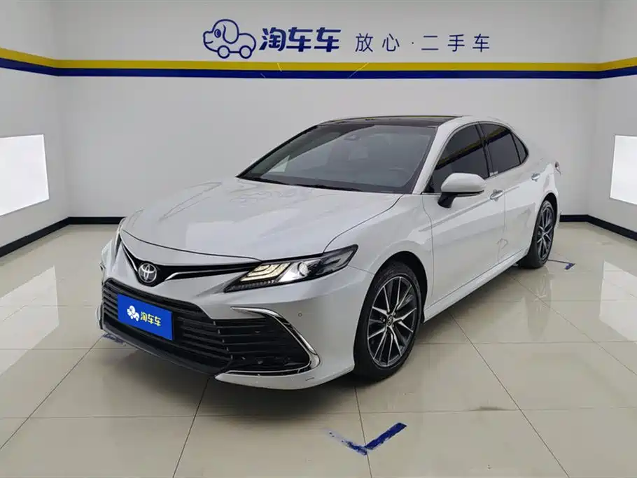 Toyota Camry 2021 2.5G Luxury Edition