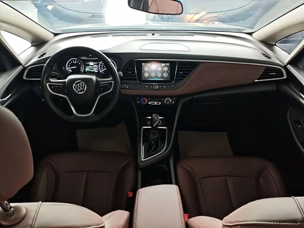 Фото 10 - Buick GL6