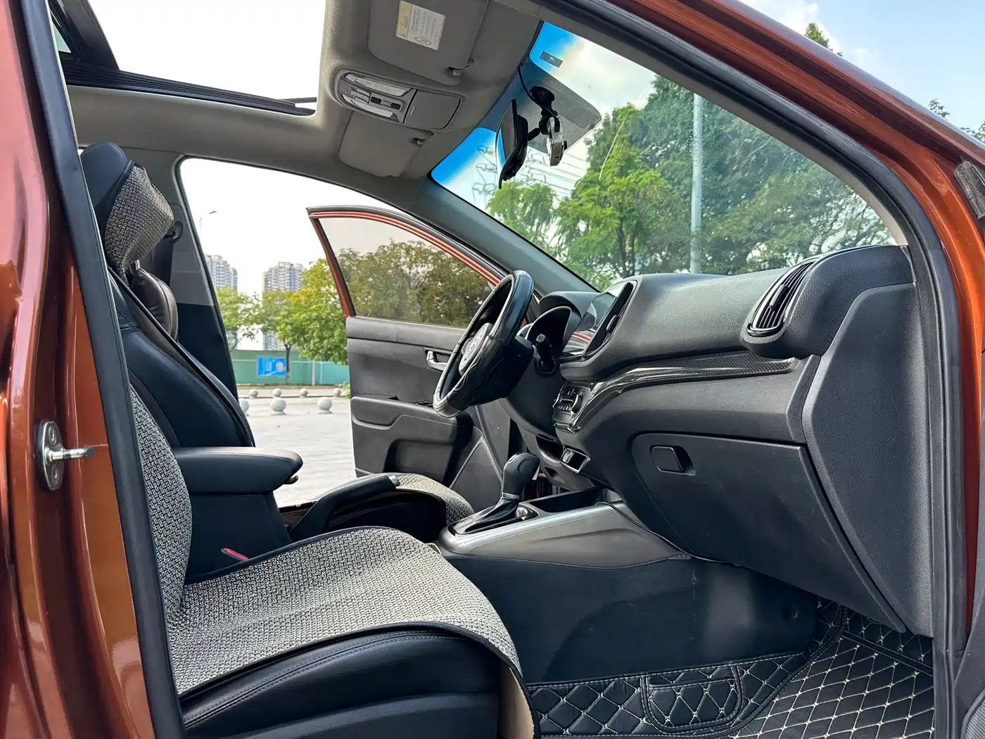 Kia KX3 2015 2015 1.6L Automatic 2WD DLX