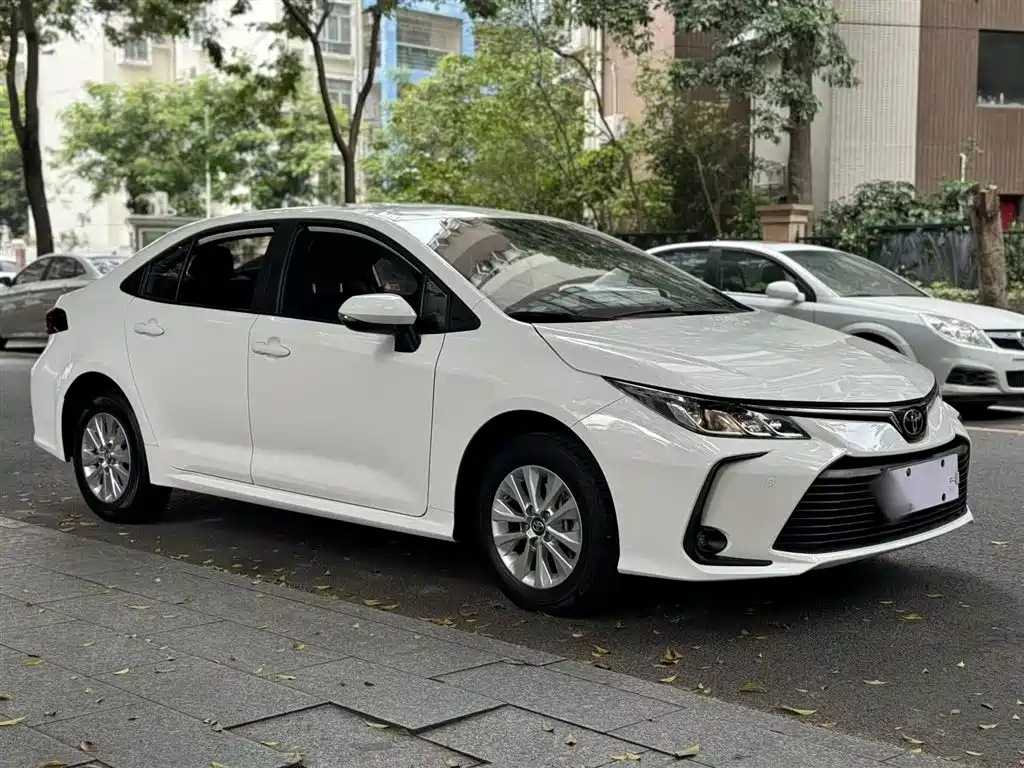 Toyota Corolla 2022 1.2T S-CVT Pioneer PLUS Edition фото 22