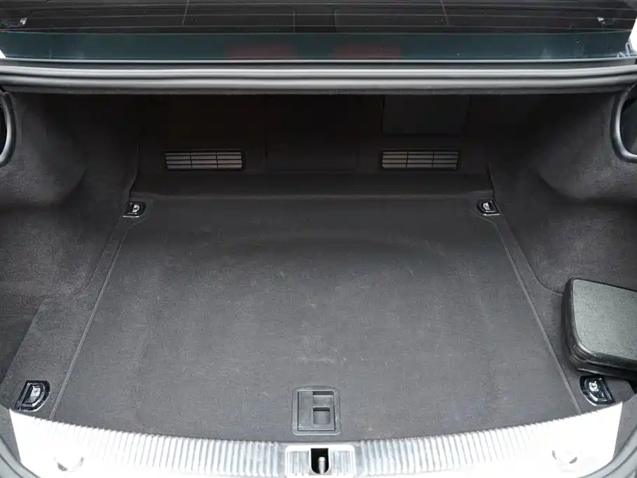 Audi A8 2013 A8L 45 TFSI quattro Luxury фото 21