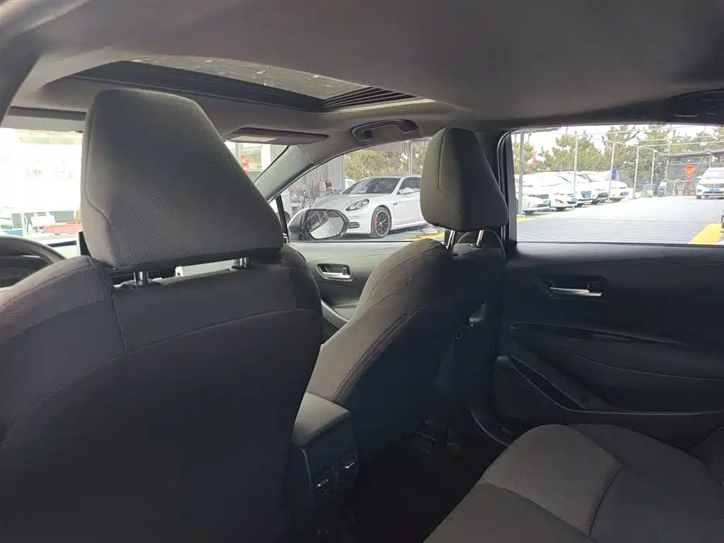 Toyota Levin 2021 185T CVT Luxury Edition фото 18