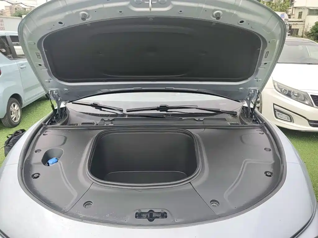 Nezha Auto Nezha S 2023 2023 Pure Electric 520km RWD Lite Edition