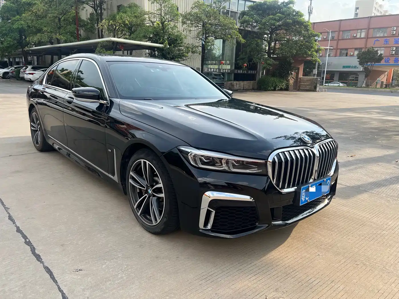 BMW 7 Series 2019 Facelift 730Li M Sport Package фото 2