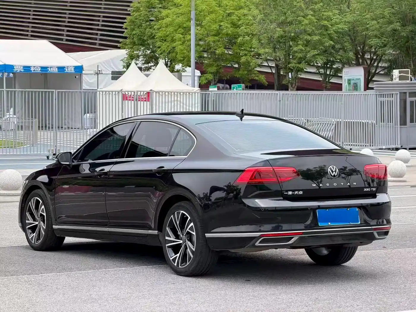 Volkswagen Magotan 2020 330TSI DSG Luxury фото 9