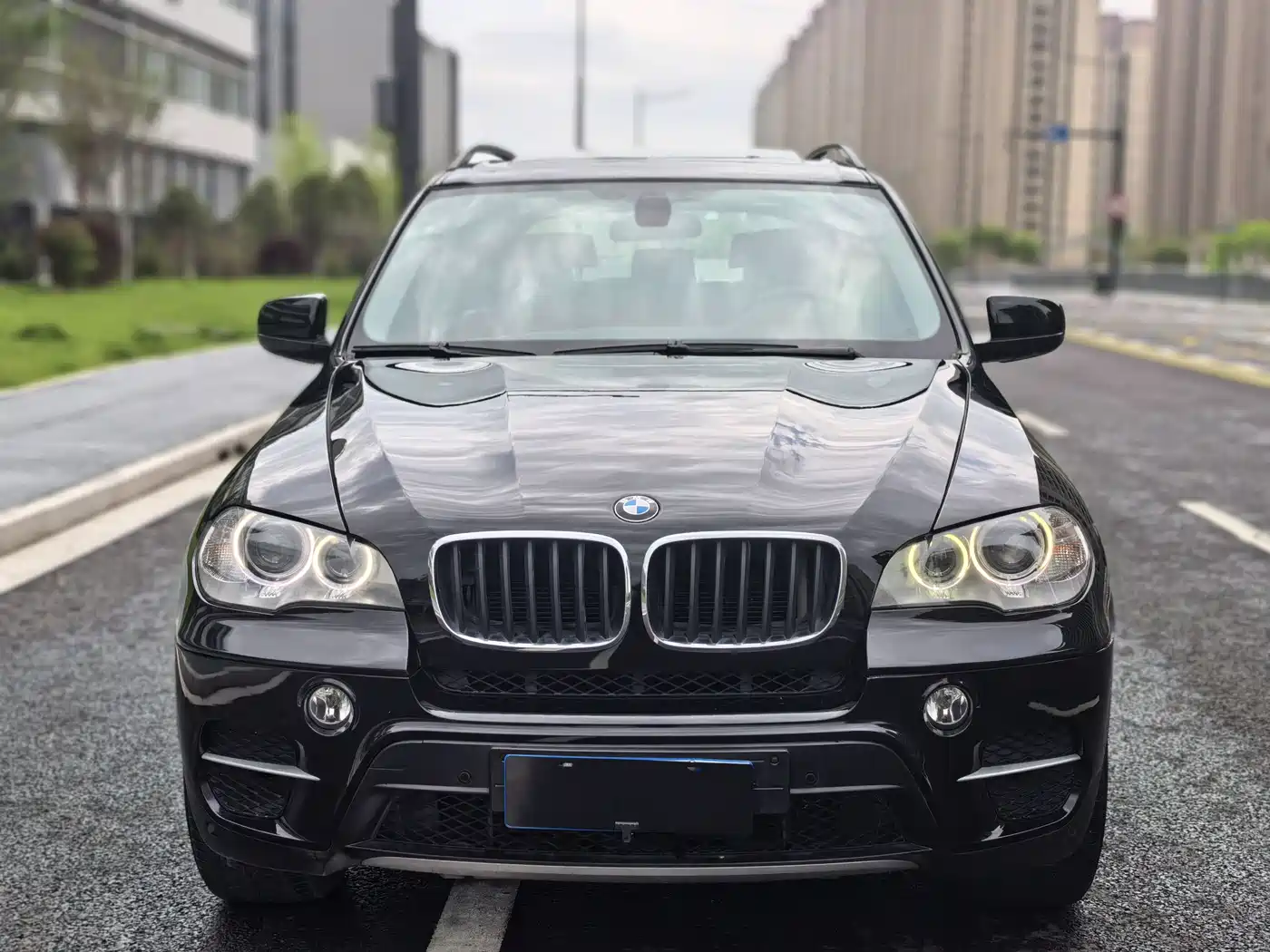 BMW X5 (Import) 2011 xDrive35i Leading Edition фото 2