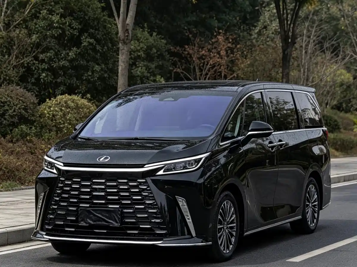 Lexus LM 2025 2023 500h 6-Seater Prestige Edition