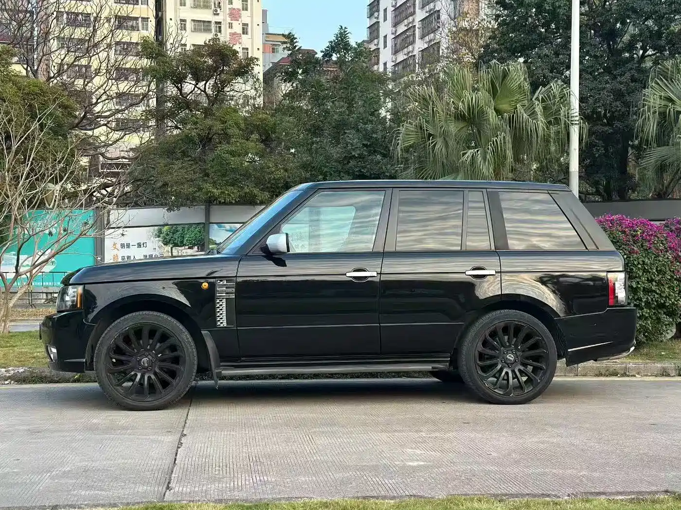 Land Rover Range Rover 2005 4.4 фото 9