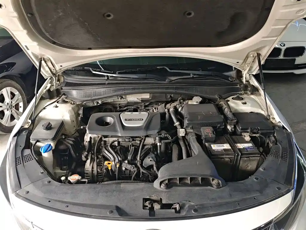 Kia K5 2016 1.6T Automatic LUX фото 20