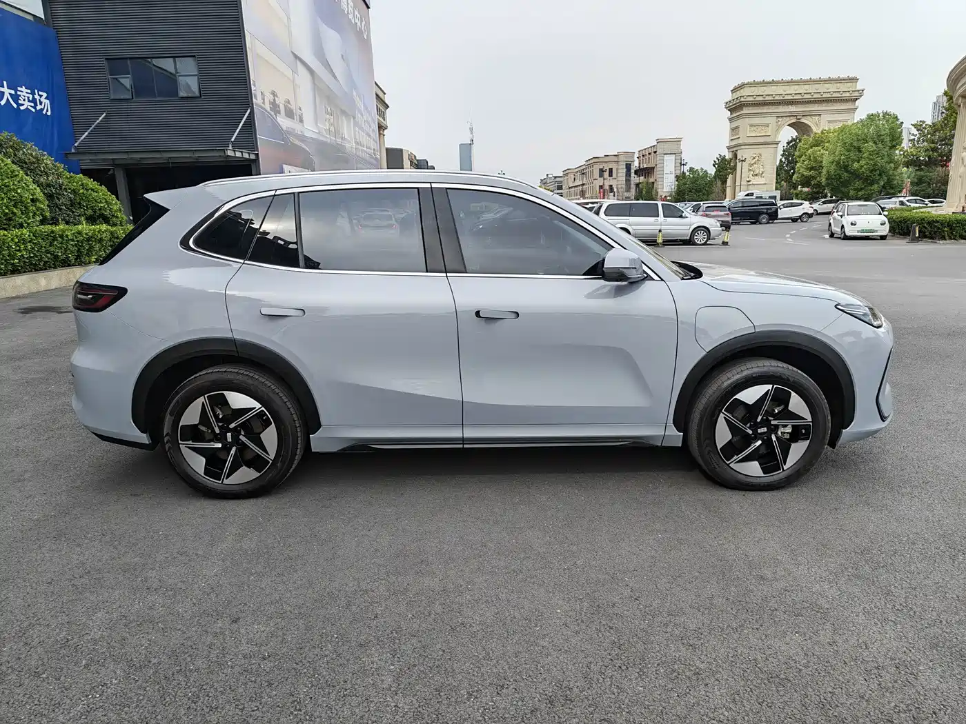 Фото 6 - Geely Galaxy Galaxy E5