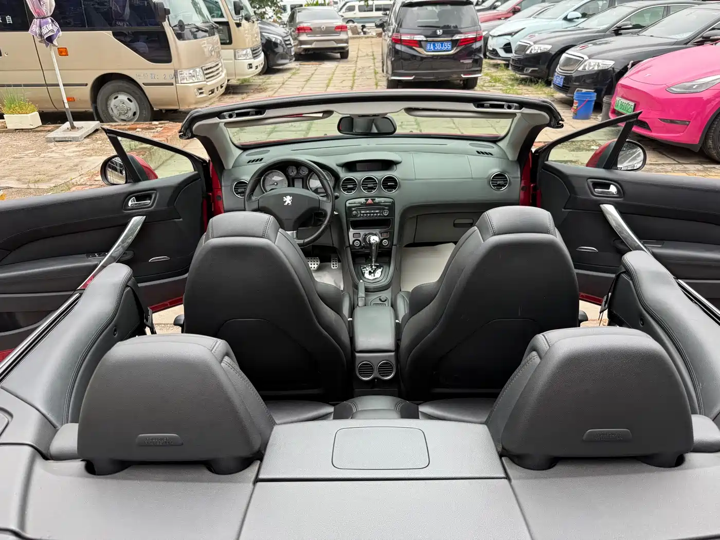 Peugeot 308 (Import) 2012 2012 1.6T CC Luxury