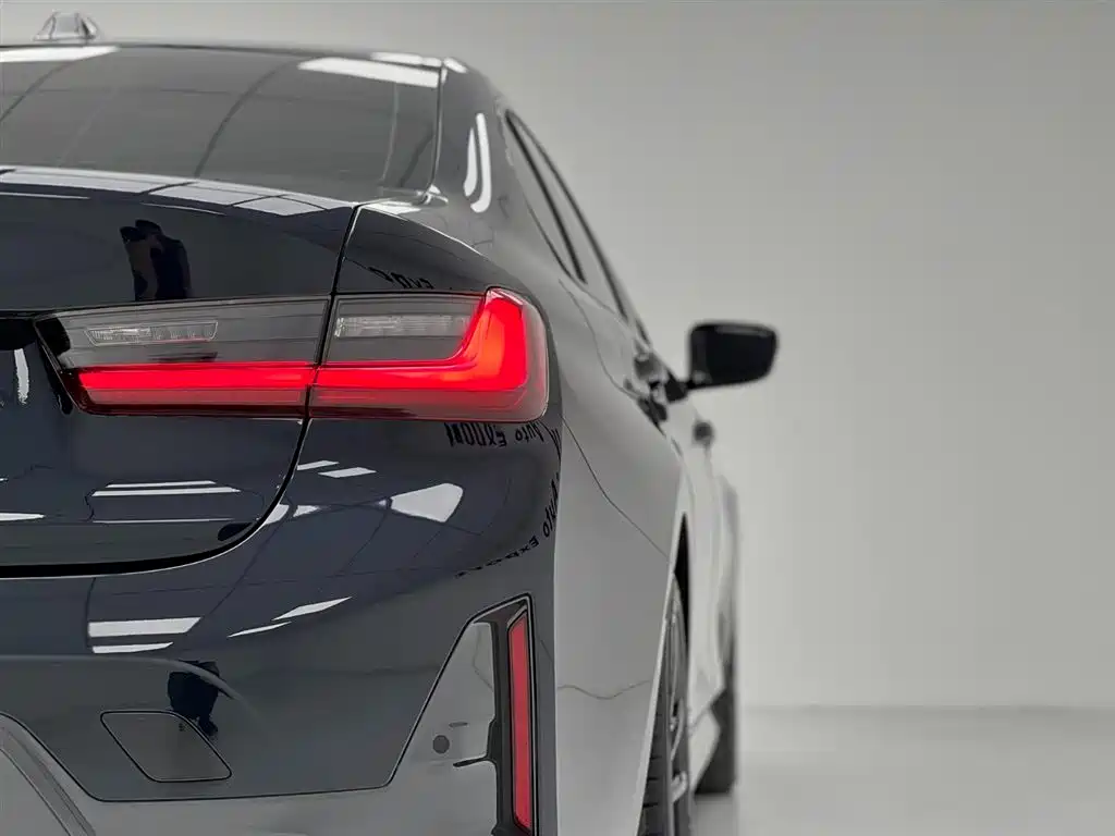 BMW 3 Series 2023 320Li M Sport Package фото 10
