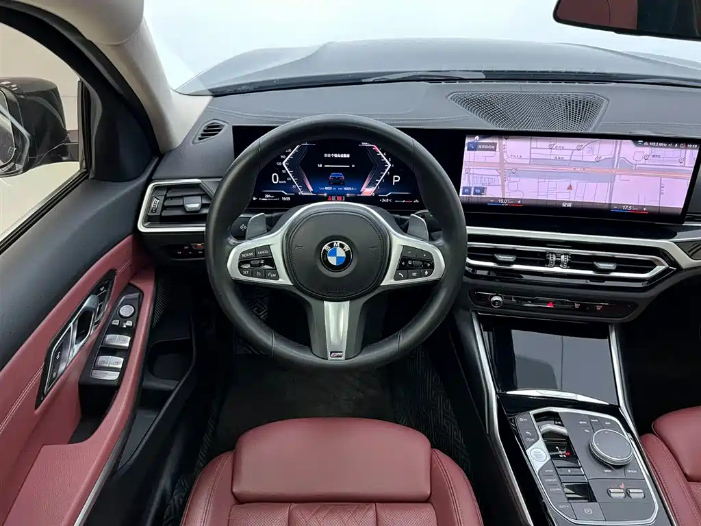 BMW 3 Series 2023 320Li M Sport Package фото 19