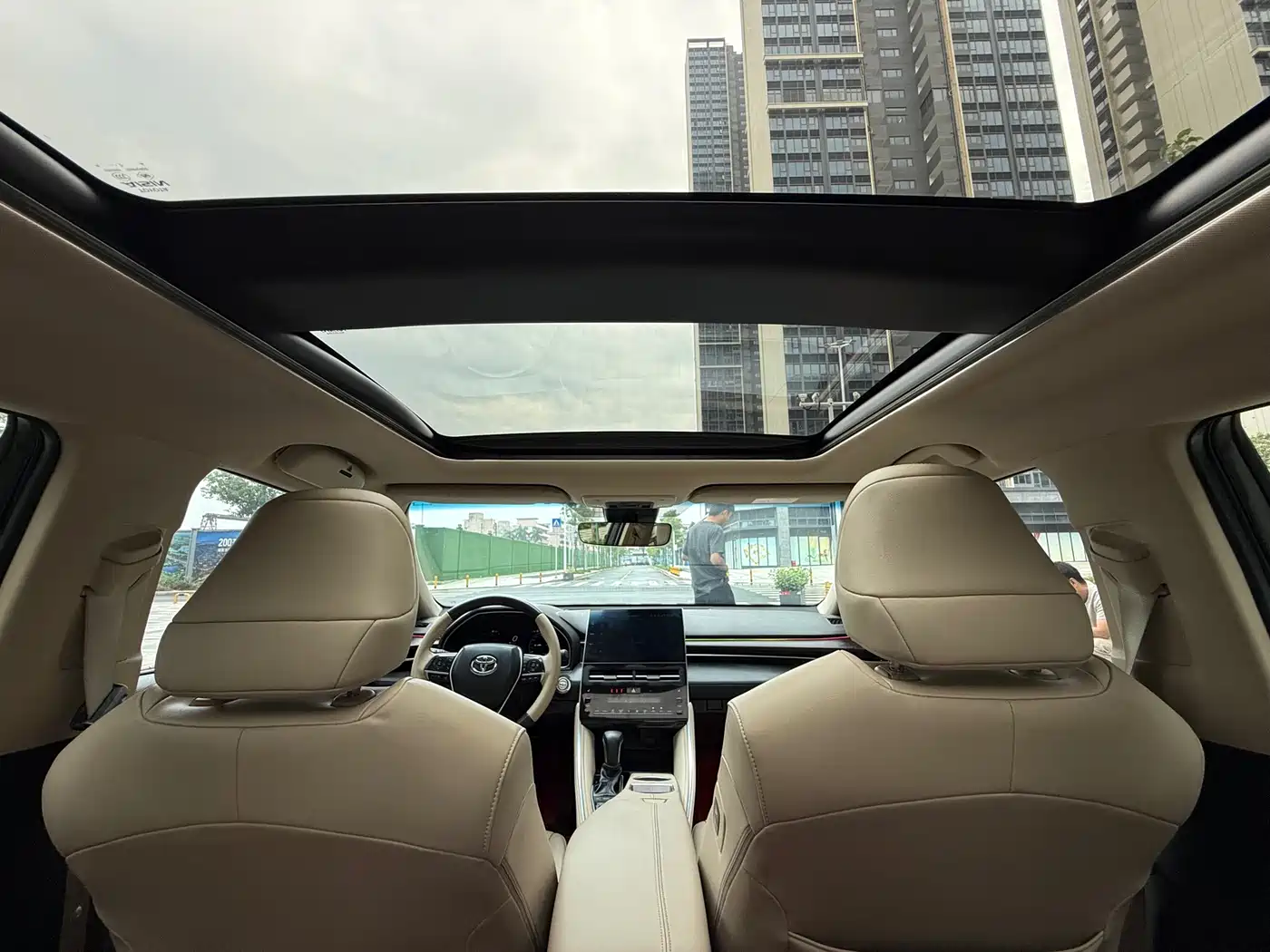 Toyota Avalon 2022 2.5L Touring Premium Edition фото 18