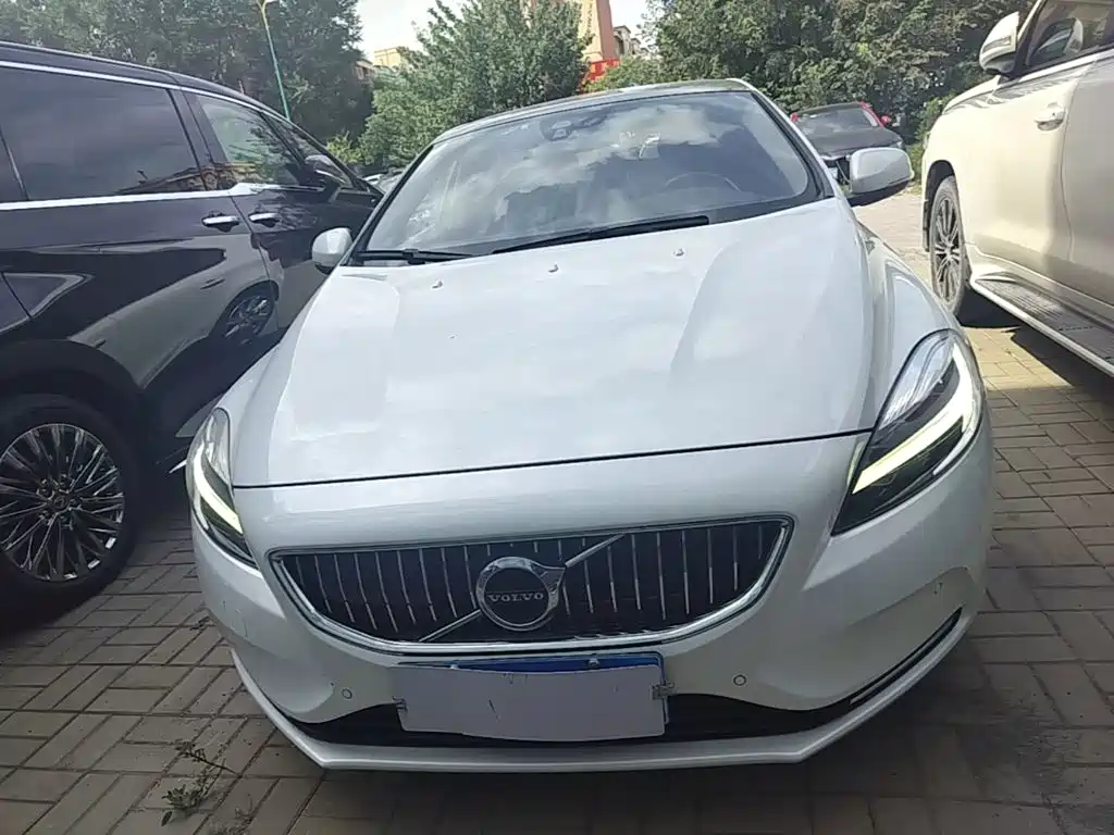 Volvo V40 2016 2017 T3 R-Design