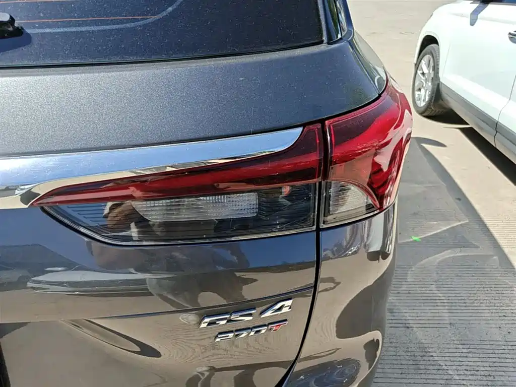 GAC Trumpchi Trumpchi GS4 2021 270T Auto Luxury Smart Connect фото 8